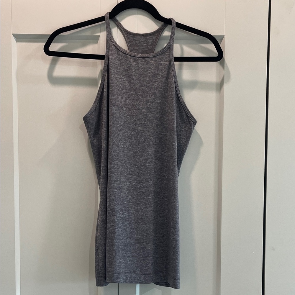 lululemon heathered gray Women's RacerbackTank Top, Size 10